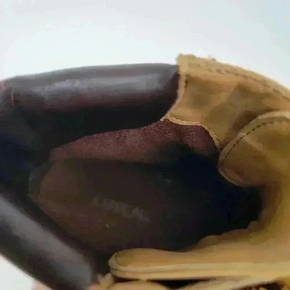 Nubuck Leather Lace-Up Stiletto Heel Chukka Booties - 9.5 - Picture 11 of 12